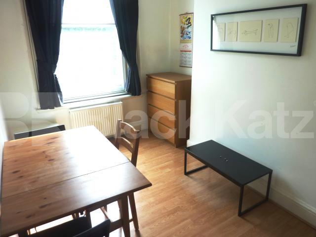 			INCLUSIVE OF BILLS!!, 1 Bedroom, 1 bath, 1 reception Flat			 Goodge Street, TOTTENHAM COURT ROAD 